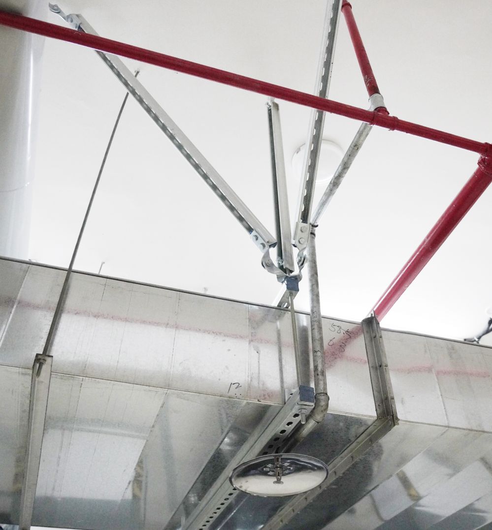 抗震支架源頭廠家，管廊.光伏.消防抗震支架。批發(fā)抗震支架配件